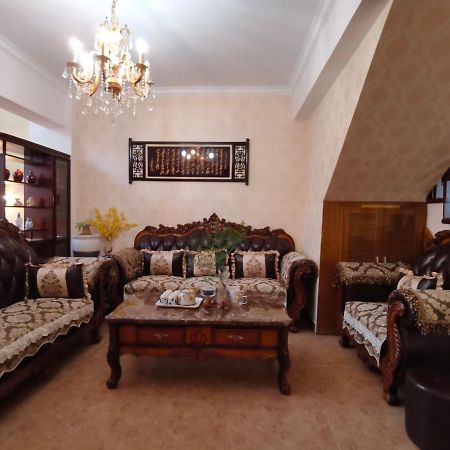 Mama Naxi Guesthouse Лицзян Экстерьер фото