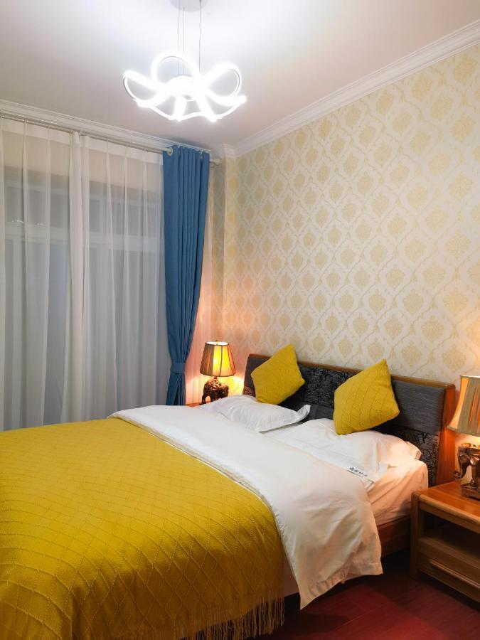 Mama Naxi Guesthouse Лицзян Экстерьер фото