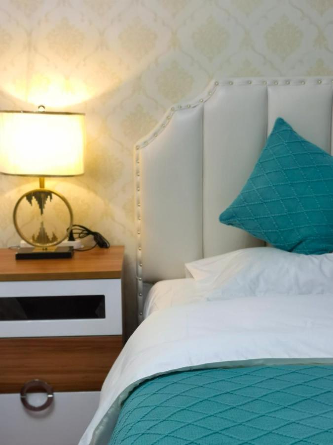 Mama Naxi Guesthouse Лицзян Экстерьер фото