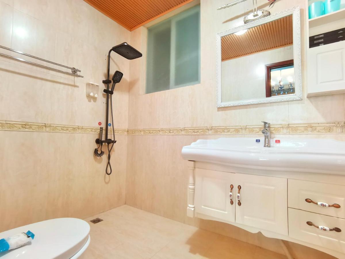 Mama Naxi Guesthouse Лицзян Экстерьер фото