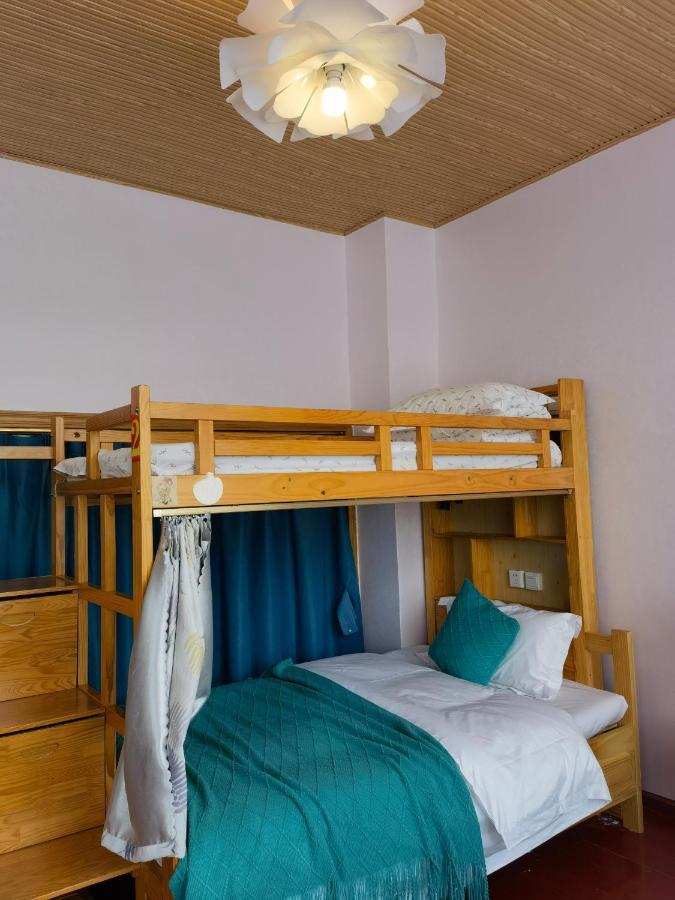 Mama Naxi Guesthouse Лицзян Экстерьер фото