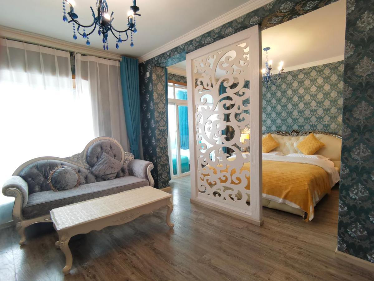 Mama Naxi Guesthouse Лицзян Экстерьер фото
